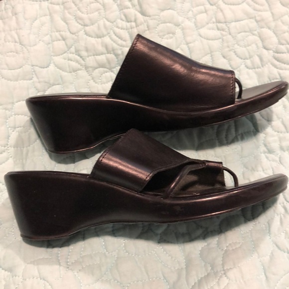 MATISSE LEATHER ITALIAN Made Sandal by - Picture 3 of 12